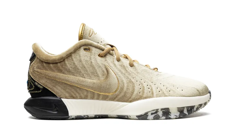 Nike Basketball LeBron 21 'The Shop - Metallic Gold' 