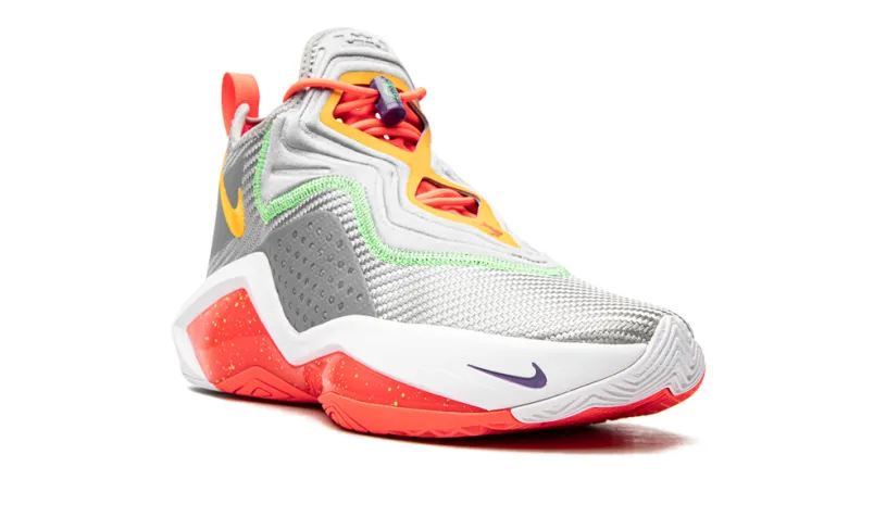 Nike Basketball LeBron Soldier 14 'Hare' 