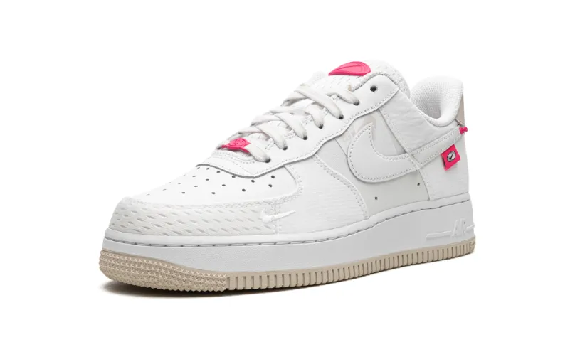 Nike Lifestyle AIR FORCE 1 '07 LX MNS WMNS 'Pink Bling' 