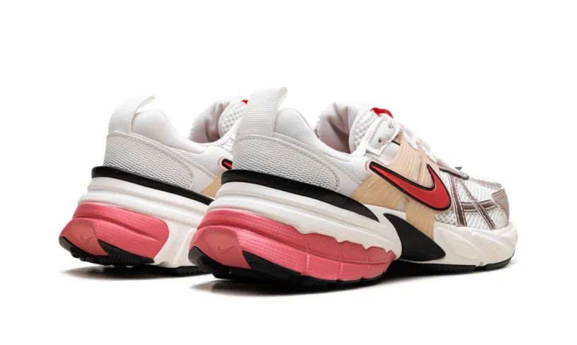 Nike Lifestyle V2K Run WMNS 'Pink' 