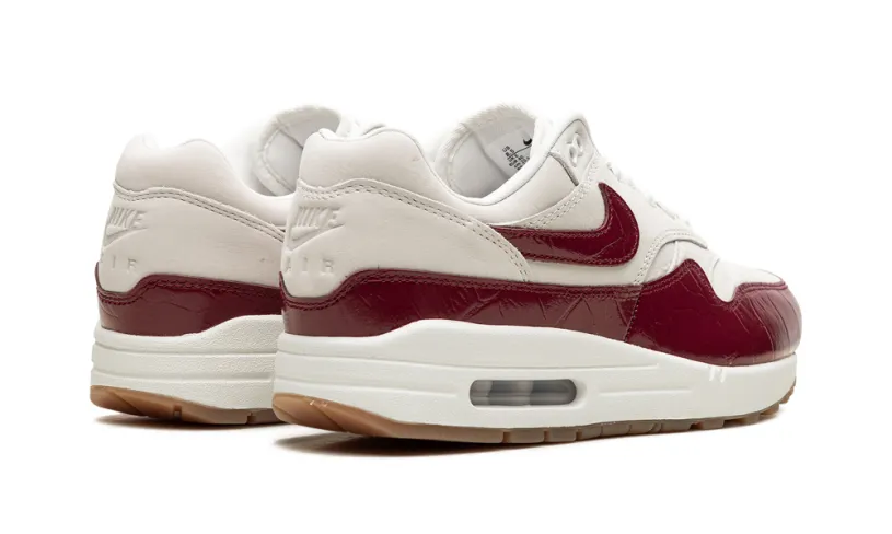 Nike Air Max AIR MAX 1 LX WMNS 'Team Red' 