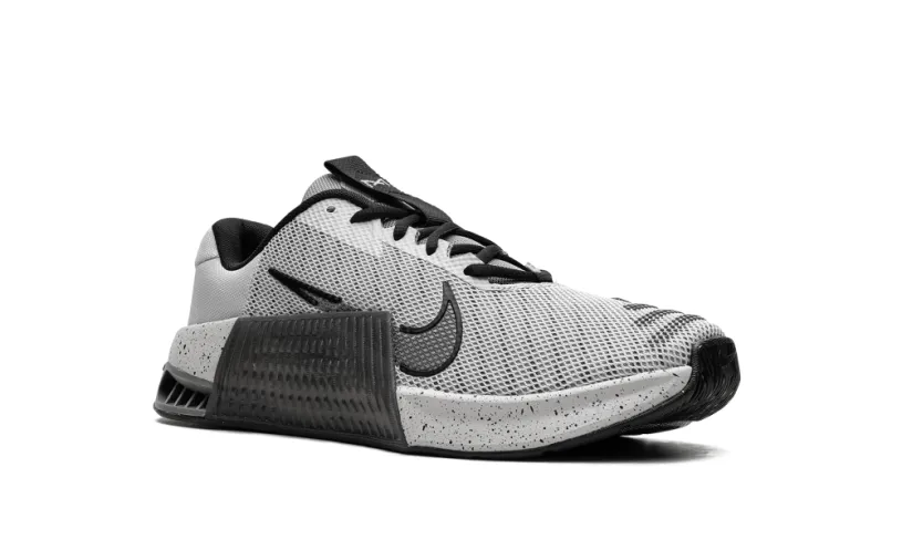Nike Lifestyle Metcon 9 'Light Iron Ore Flat Pewter' 