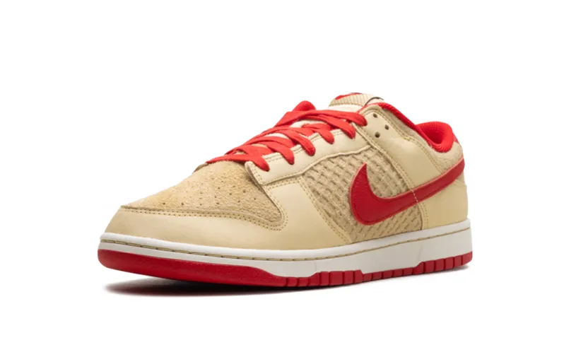 Nike Dunk Dunk Low 'STRAWBERRY WAFFLE'
