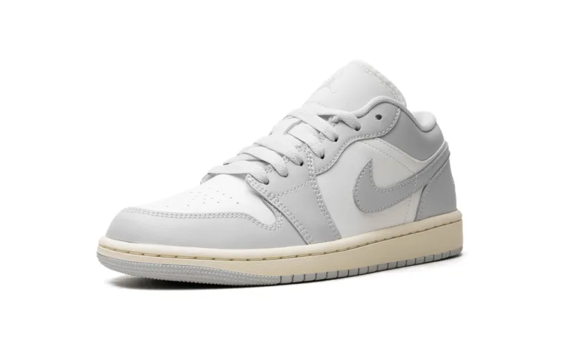Air Jordan 1 Air Jordan 1 WMNS 'Light Grey' 