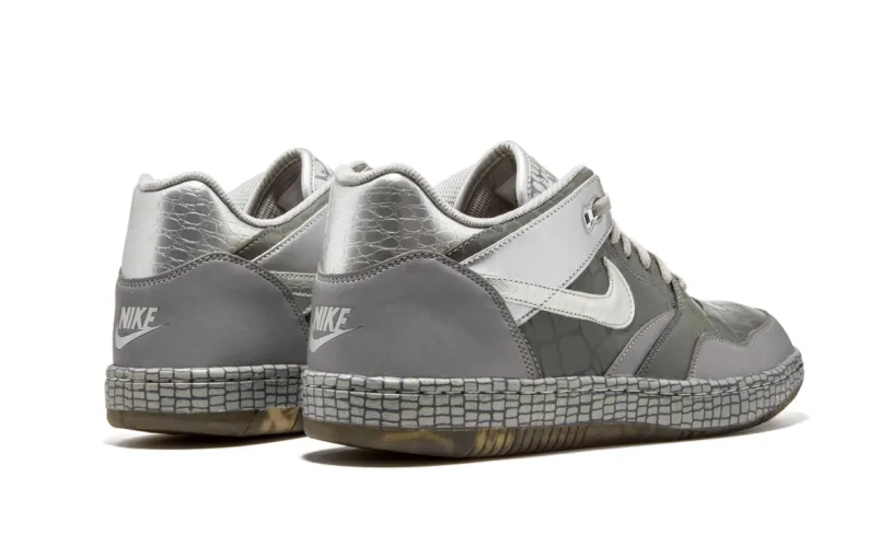 Nike Basketball Sky Force 88 Low LTR QS 