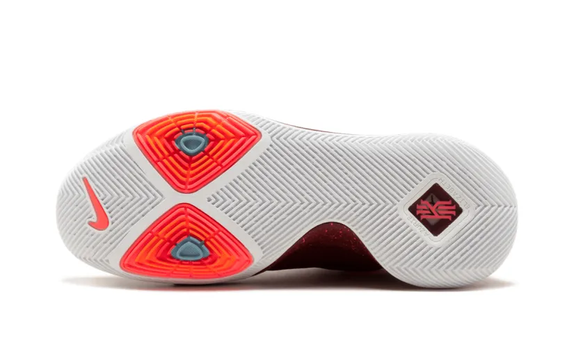 Nike Basketball Kyrie 3 'Warning' 