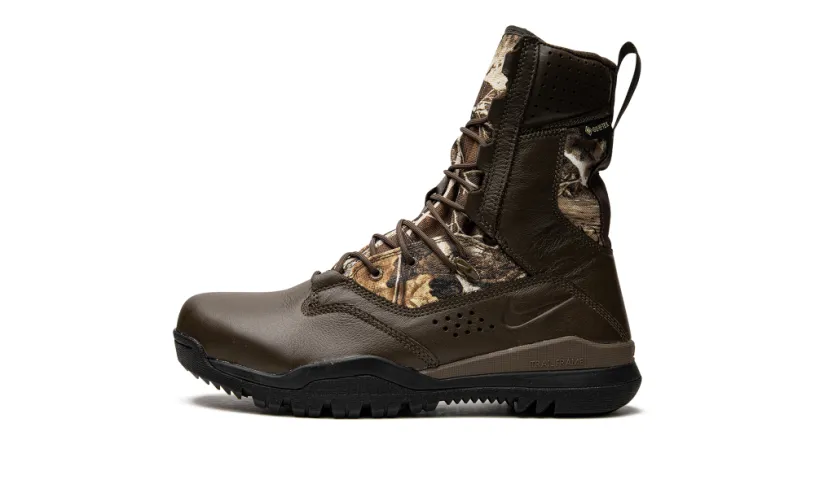 Nike Basketball SFB Field 2 8' Realtree