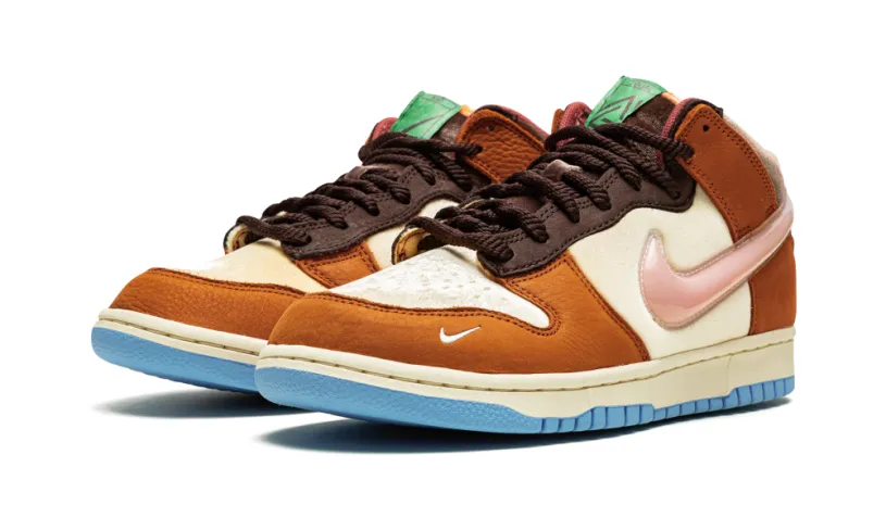 Nike Dunk Dunk Mid 'Social Status - Chocolate Milk'