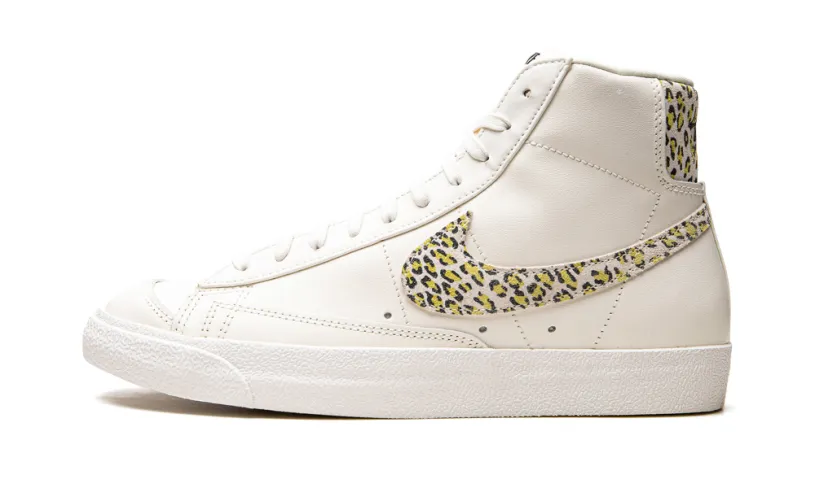 Nike Lifestyle BLAZER MID '77 SE WMNS 'Leopard' 