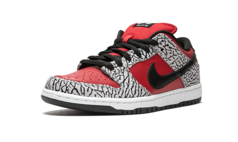Nike SB SB Dunk Low Premium 'Supreme - Red Cement' 