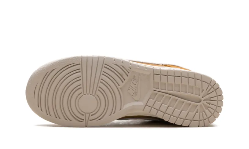 Nike Dunk Dunk Low 'Monarch'