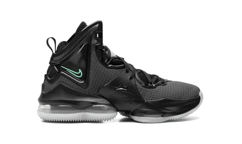 Nike Basketball LeBron 19 GS 'Black Green Glow' 