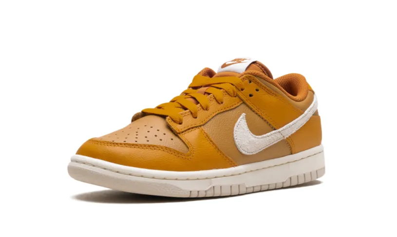 Nike Dunk Dunk Low 'Monarch' 