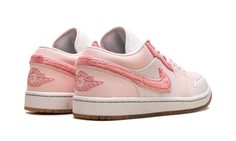 Air Jordan 1 Jordan 1 Low SE WMNS 'Mighty Swooshers Pink' 