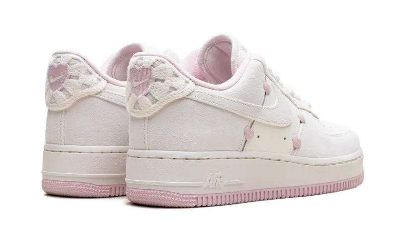 Nike Lifestyle Air Force 1 Low WMNS 'Valentine's Day'