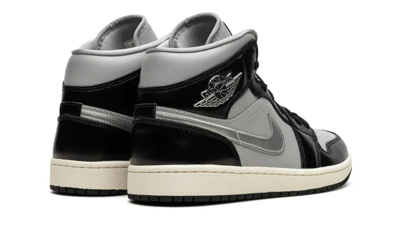 Air Jordan 1 AIR JORDAN 1 MID SE WMNS 'Black Chrome' 