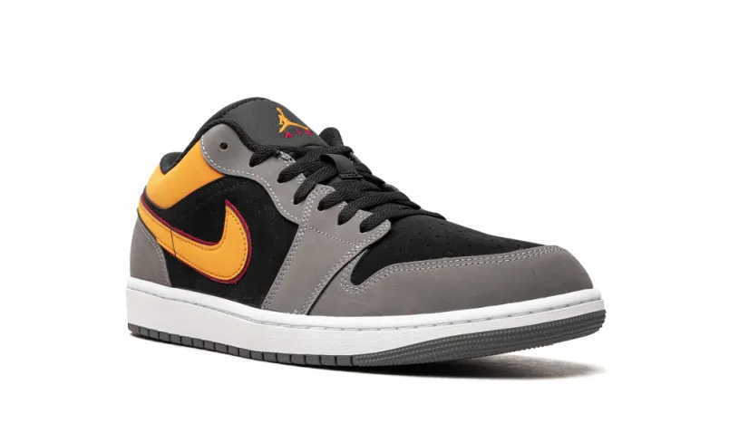 Air Jordan 1 Air Jordan 1 Low 'Vivid Orange' 