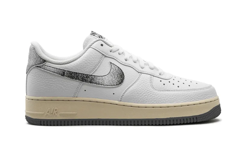 Nike Lifestyle Air Force 1 Low 'Classics'