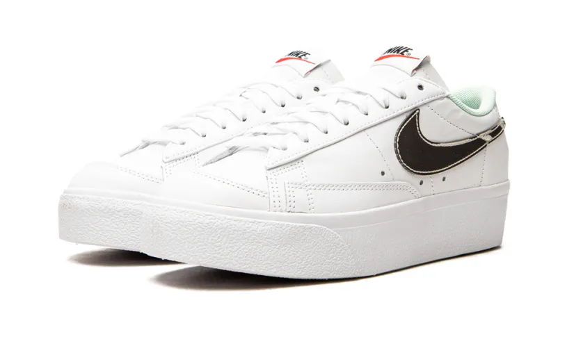 Nike Lifestyle BLAZER LO PLATFORM WMNS 