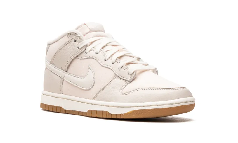 Nike Dunk Dunk Mid 'Light Orewood Brown' 