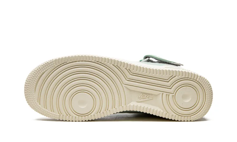 Nike Lifestyle Air Force 1 Mid '07 LX 'Grey Fog Enamel Green' 