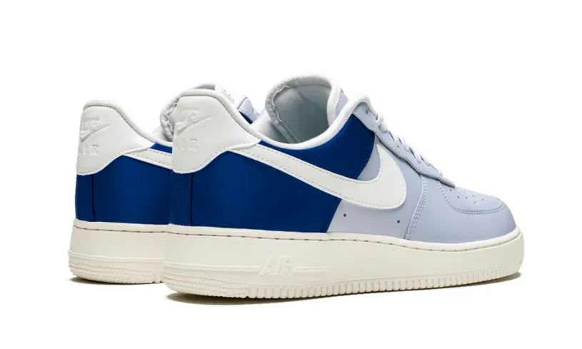 Nike Lifestyle Air Force 1 '07 QS 'City Pride Toronto' 