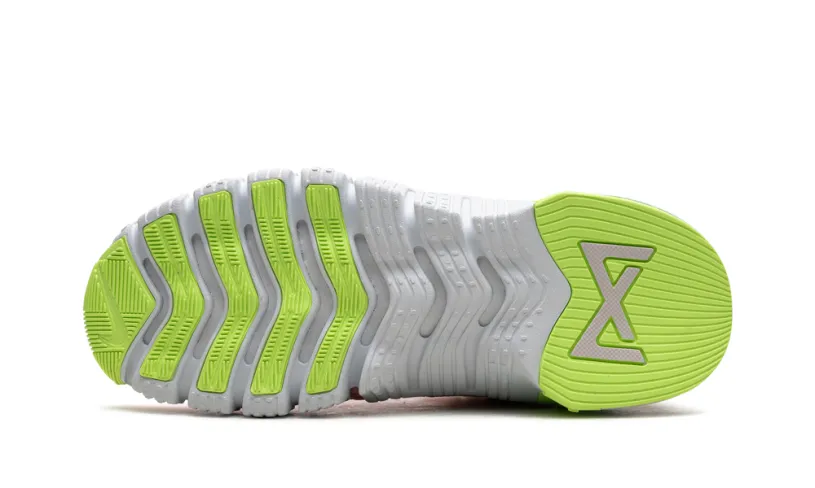 Nike Lifestyle FREE METCON 4 WMNS 'Arctic Orange' 