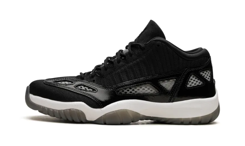 Air Jordan 11 Air Jordan 11 Low IE 'Black White'
