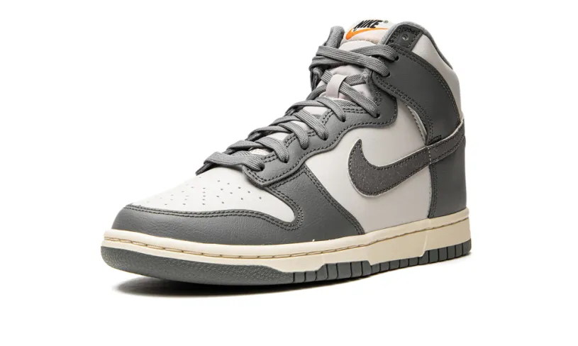 Nike Dunk Dunk High 'Light Bone   Tumbled Grey' 