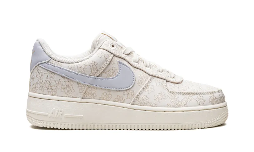 Nike Lifestyle AIR FORCE 1 '07 SE JACQ WMNS 'Flower Embroidery' 