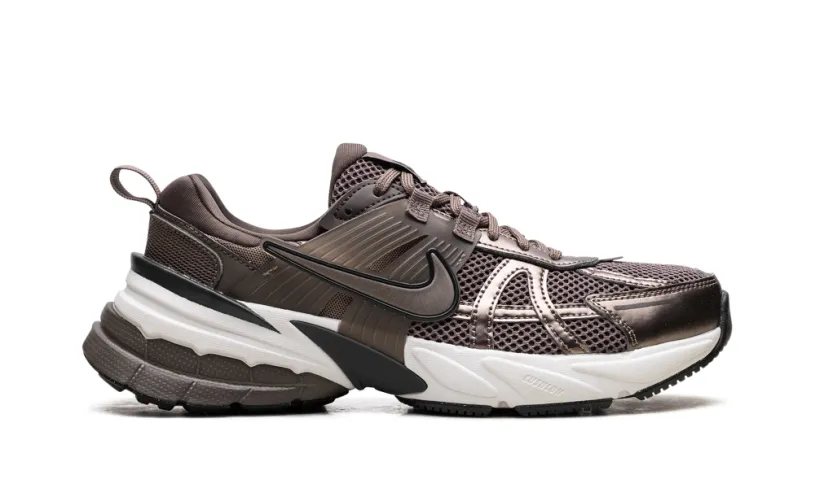 Nike Lifestyle V2K Run WMNS 'Mink Brown Ironstone Team Anthracite' 