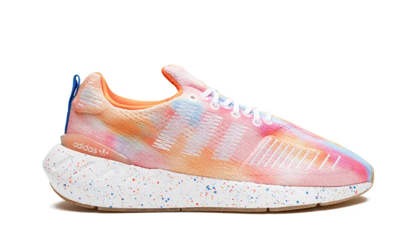 More Adidas Shoes SWIFT RUN 22W G20 CM 201 WMNS 'Orange Rush Speckled' 