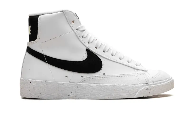Nike Blazer Blazer Mid 77 WMNS 'Next Nature White Black' 